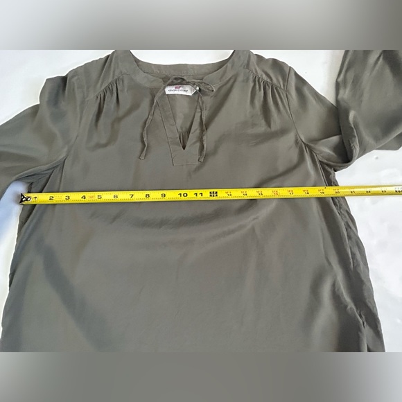 Vineyard Vines Seersucker Savannah Popover Sz. M - Picture 4 of 8